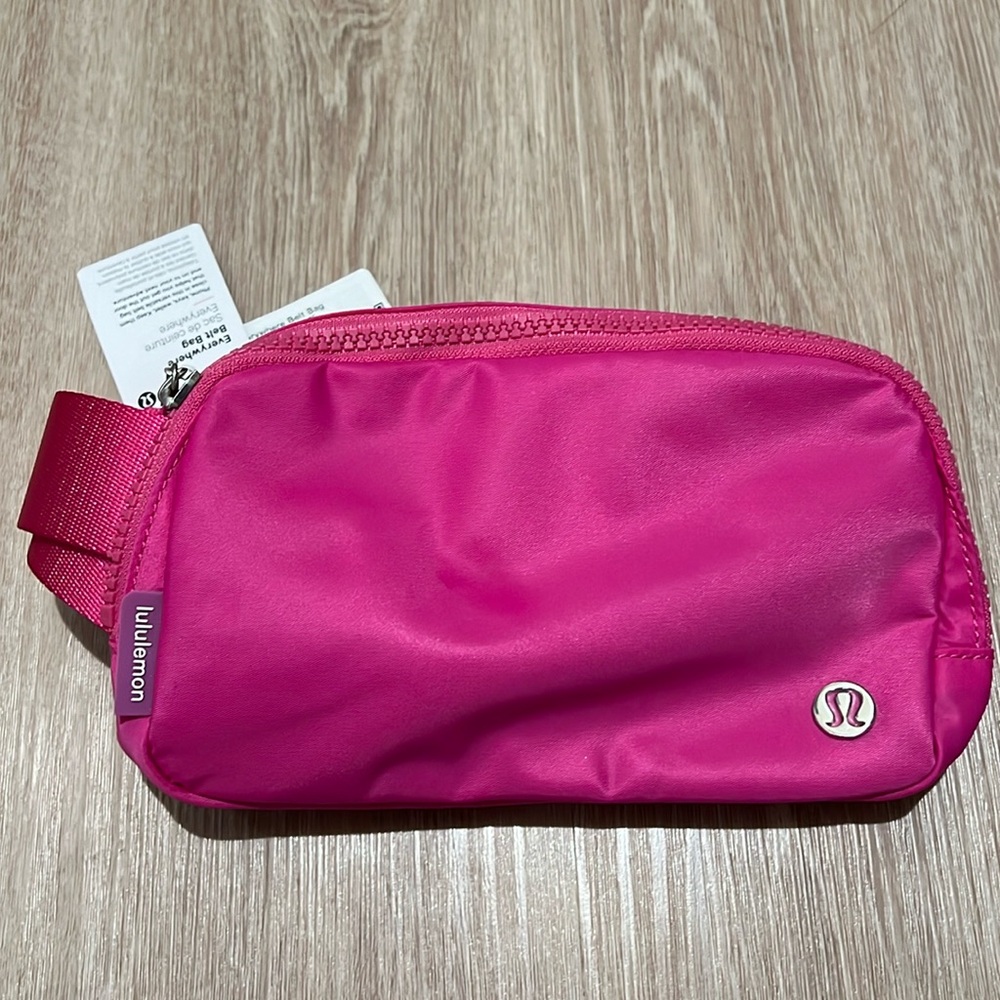 Lululemon Sonic pink belt bag